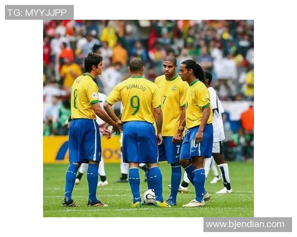 最佳双人组足球明星的传奇故事与辉煌成就解析